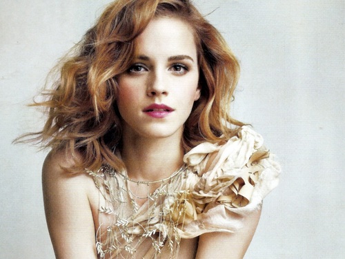 EmMa WaTsOn نیم‌رخ